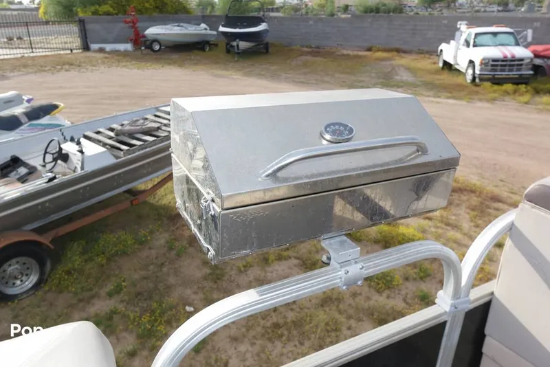 Slide: The Image of Detachable Grill - 12402756
