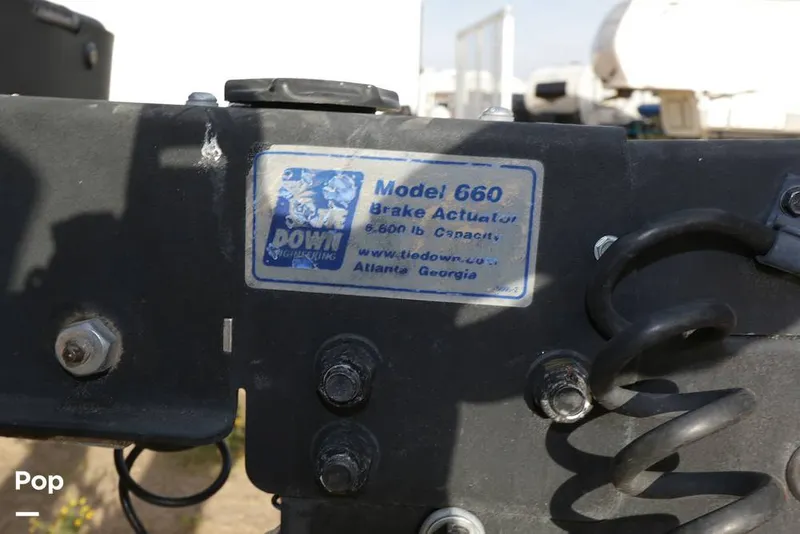 Slide: The Image of Sun Tracker Party Barge 22dlx 2018 - 12402867