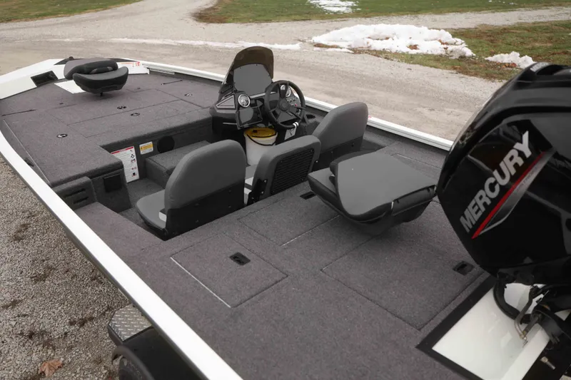 Slide: The Image of Lowe Stinger 175 Crappie 2026 - 11