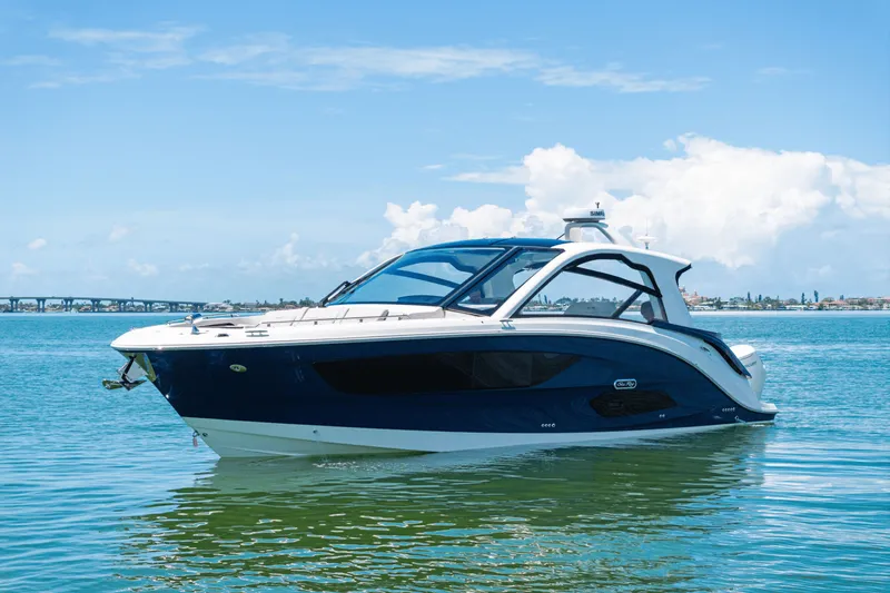 Slide: The Image of Sea Ray Sundancer 370 Outboard 2025 - 10