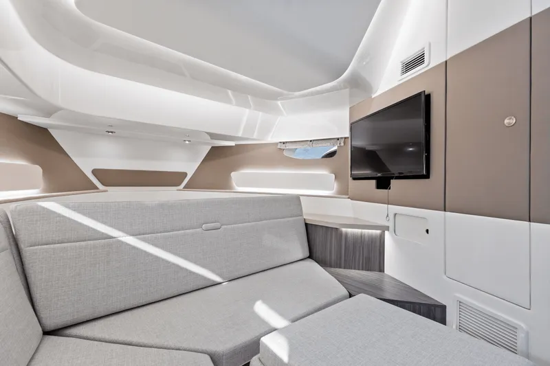 Slide: The Image of Sea Ray Sundancer 370 Outboard 2025 - 36