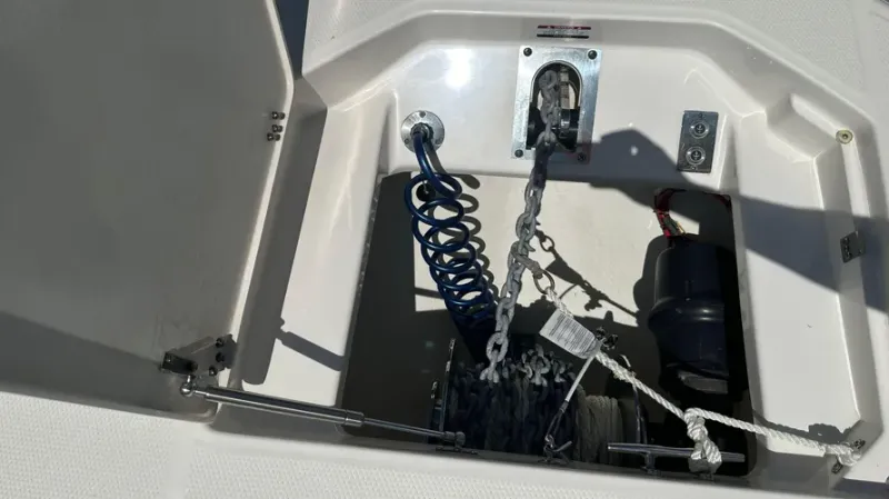 Slide: The Image of Robalo R360 2022 - 23
