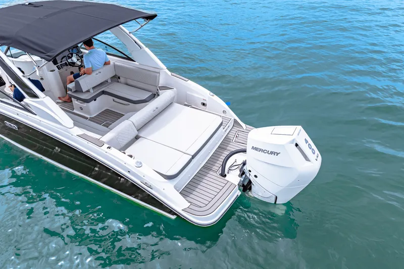Slide: The Image of Sea Ray SDX 270 Outboard 2025 - 10