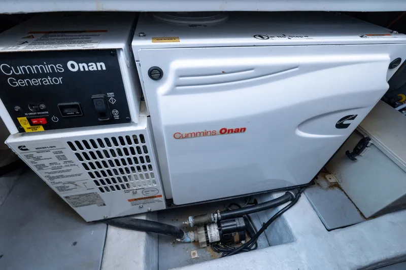 Slide: The Image of Azimut 40 FLYBRIDGE 2012 - 49