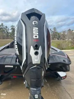 Slide: The Image of Triton 21 TRX Elite DC 2019 - 12040229