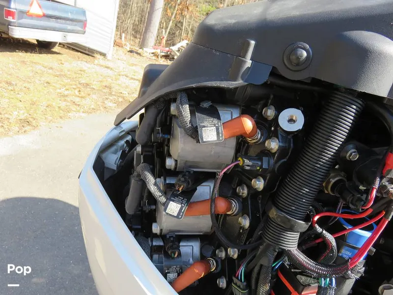 Slide: The Image of Wellcraft 210 Coastal 2013 - 12042239