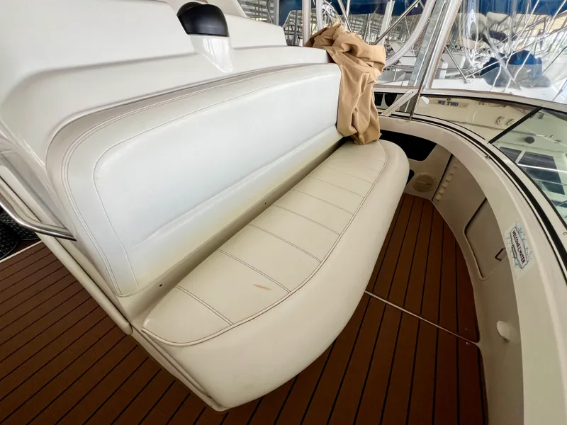 Slide: The Image of Carver Yachts 356 Motor Yacht 2000 - 21