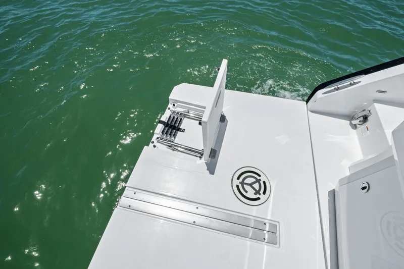 Slide: The Image of Cruisers Yachts 46 Cantius 2025 - 26