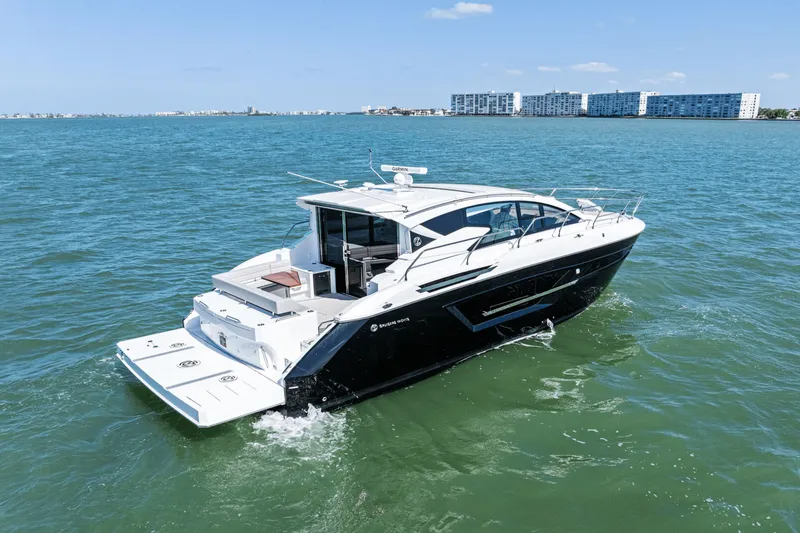 Slide: The Image of Cruisers Yachts 46 Cantius 2025 - 3