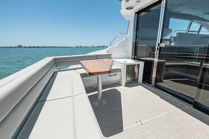 Slide: The Image of Cruisers Yachts 46 Cantius 2025 - 30