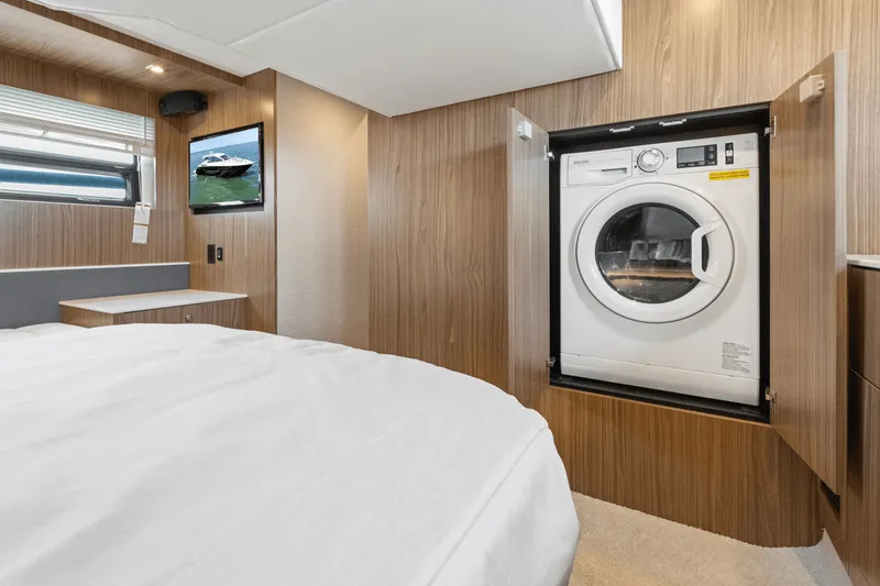 Slide: The Image of Cruisers Yachts 46 Cantius 2025 - 76