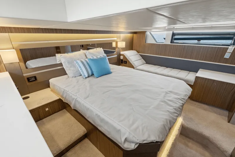 Slide: The Image of Cruisers Yachts 46 Cantius 2025 - 77