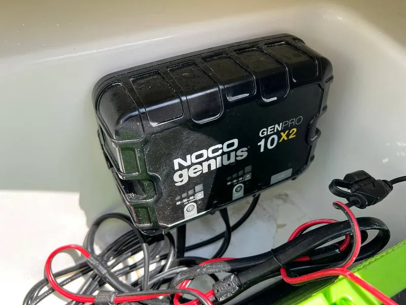 Slide: The Image of Battery Charger - 12290360