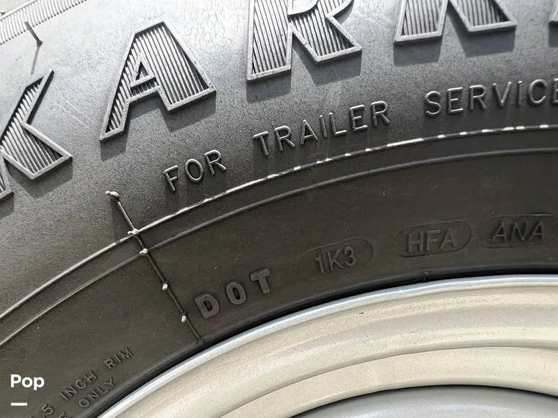 Slide: The Image of Tire Date Code - 12290723