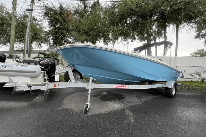 Slide: The Image of Boston Whaler 160 Super Sport 2025 - 1