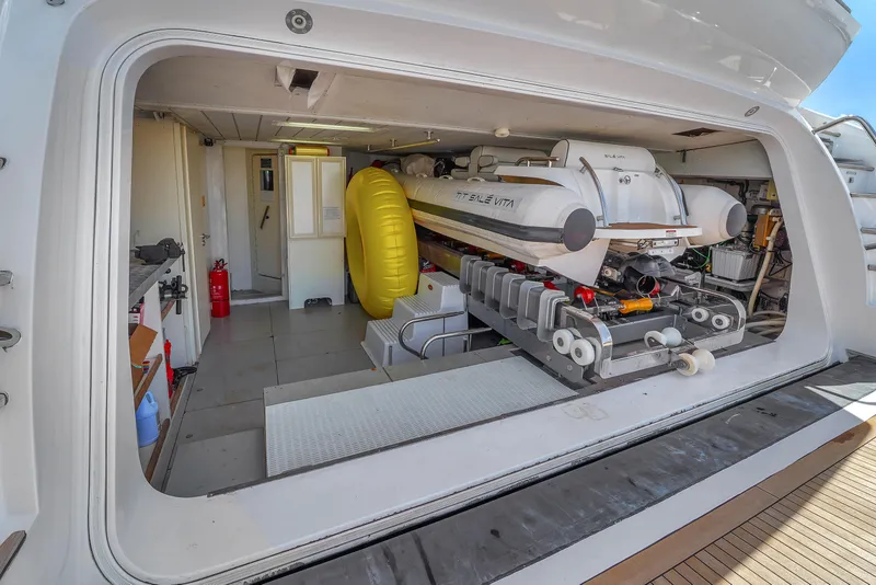 Slide: The Image of Azimut Grande 105 2012 - 130