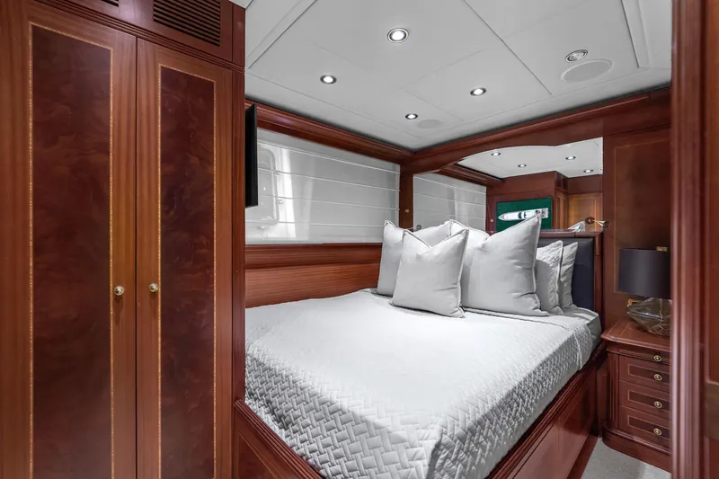 Slide: The Image of Azimut Grande 105 2012 - 95