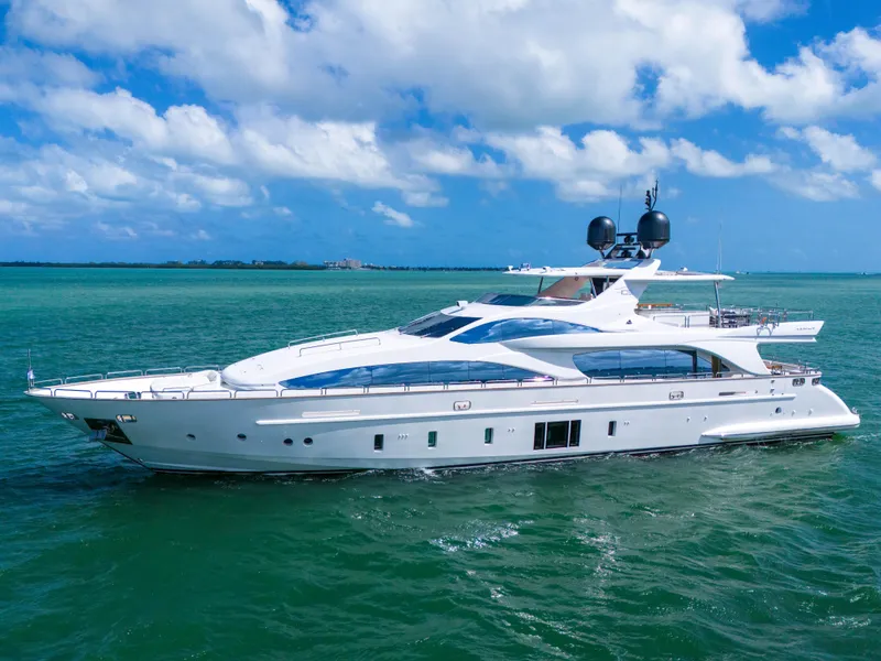 Slide: The Image of Azimut Grande 105 2012 - 5
