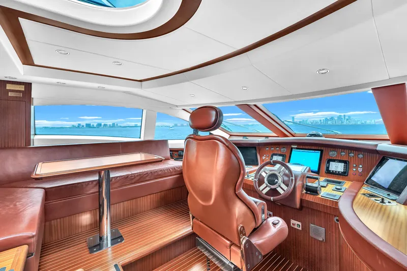 Slide: The Image of Azimut Grande 105 2012 - 102