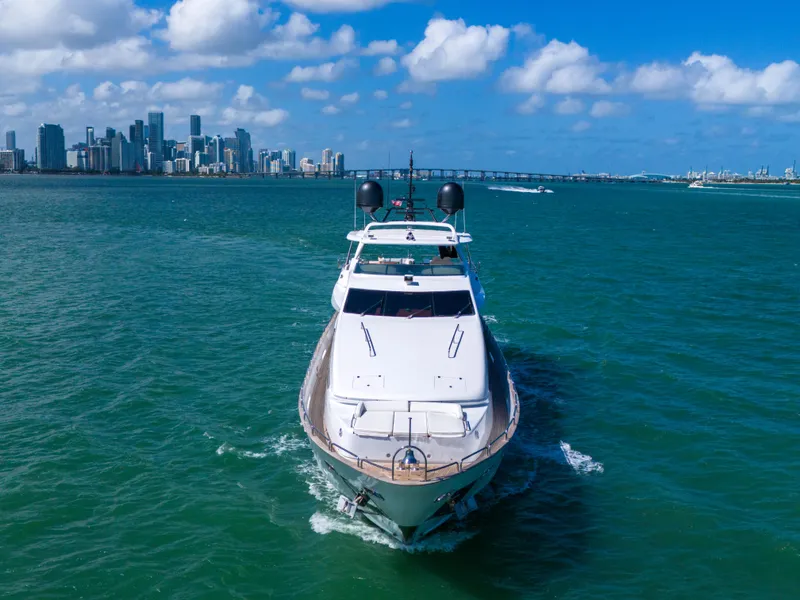 Slide: The Image of Azimut Grande 105 2012 - 18