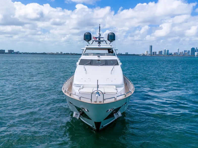 Slide: The Image of Azimut Grande 105 2012 - 6