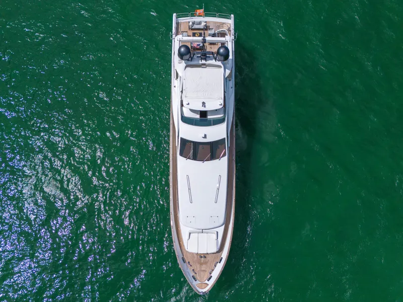 Slide: The Image of Azimut Grande 105 2012 - 9