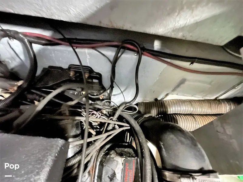 Slide: The Image of Sea Ray 240 Overnighter 1995 - 12040183