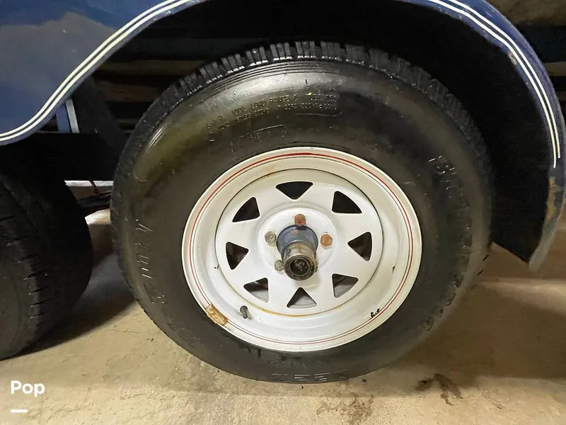 Slide: The Image of Sea Ray 240 Overnighter 1995 - 12040049