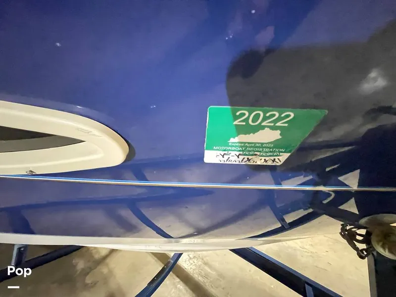 Slide: The Image of Sea Ray 240 Overnighter 1995 - 12040071