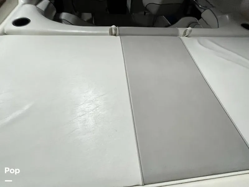 Slide: The Image of Sea Ray 240 Overnighter 1995 - 12040100