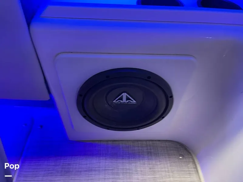 Slide: The Image of Sea Ray 240 Overnighter 1995 - 12040129