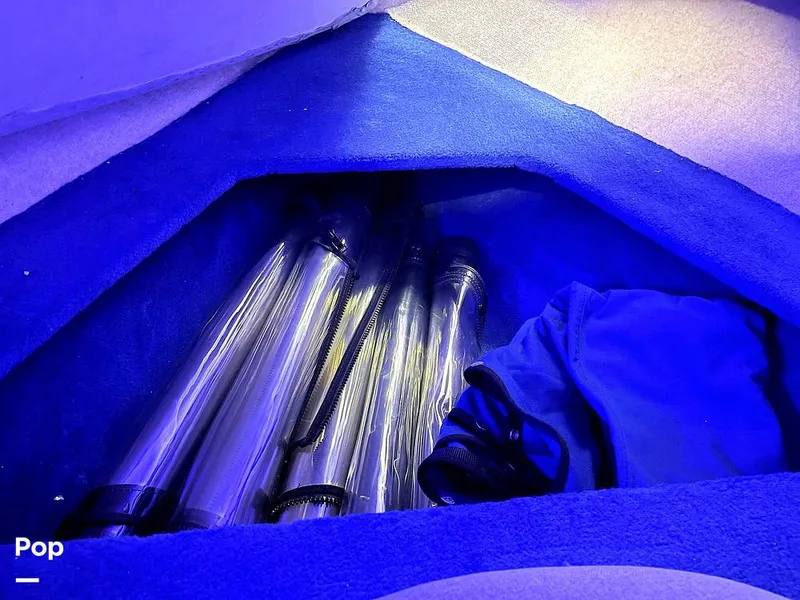 Slide: The Image of Sea Ray 240 Overnighter 1995 - 12040147