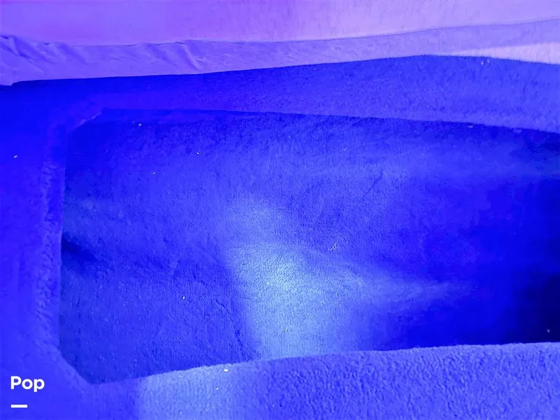 Slide: The Image of Sea Ray 240 Overnighter 1995 - 12040148