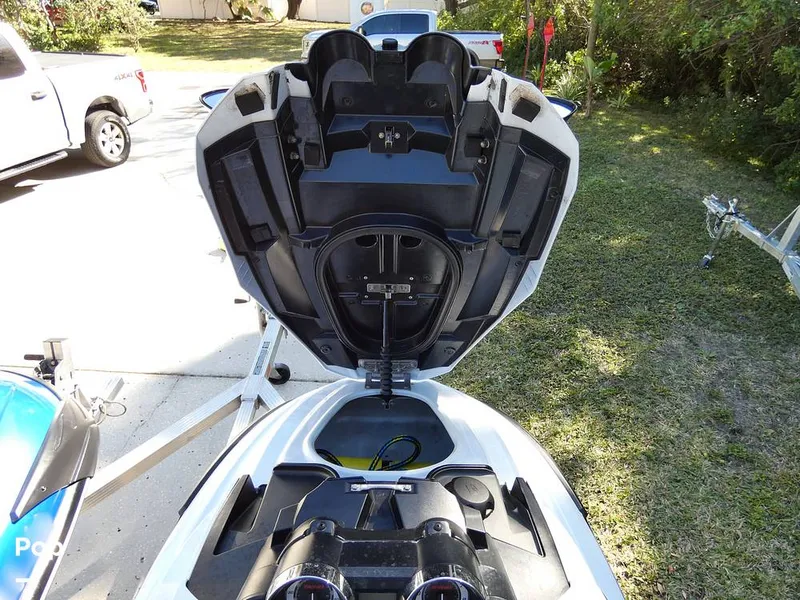 Slide: The Image of Large Storage Compartment With Fire Extinguisher - 12035056