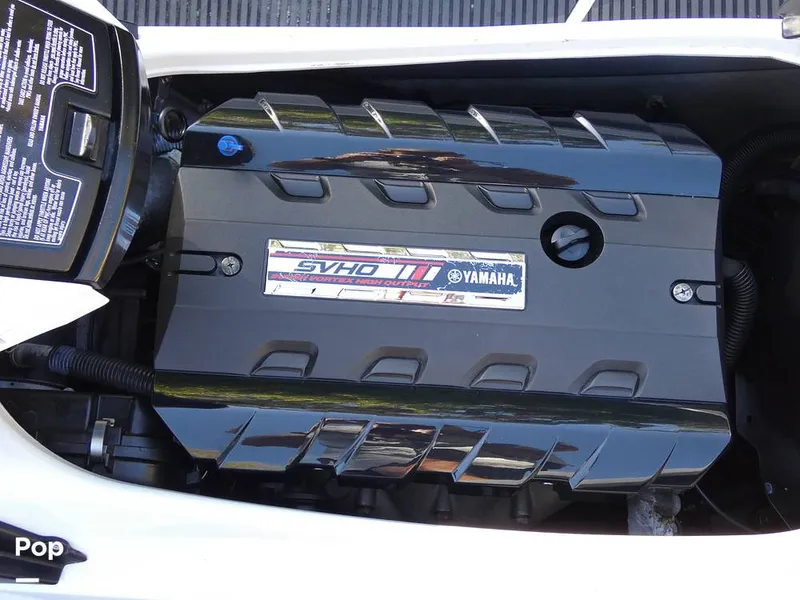 Slide: The Image of Yamaha FZR & FZS 2016 - 12035168