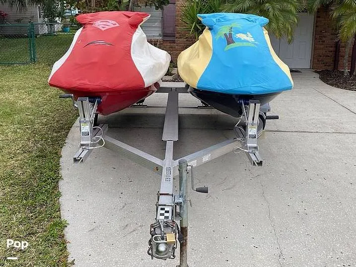 Slide: The Image of Yamaha FZR & FZS 2016 - 12035179