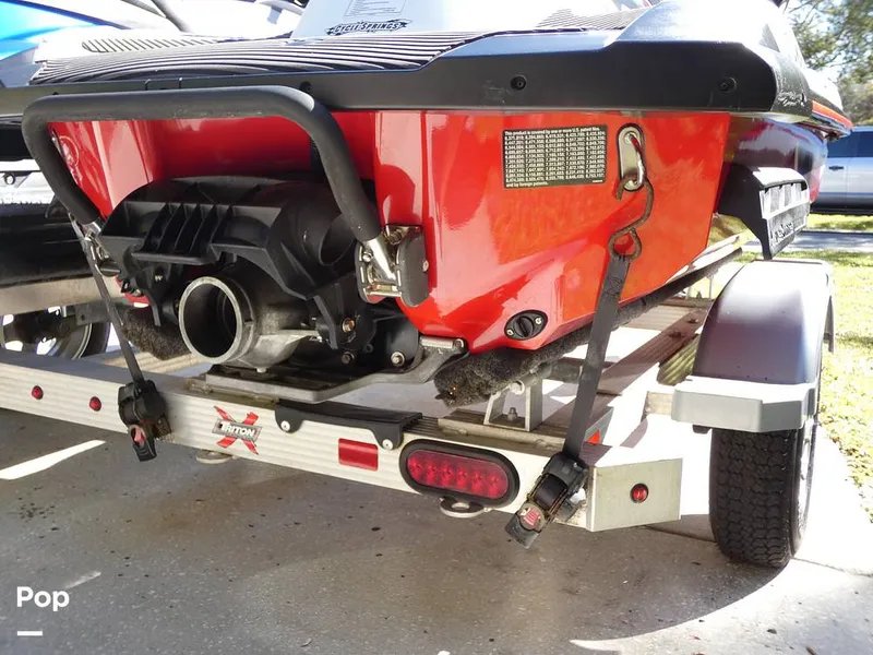 Slide: The Image of Yamaha FZR & FZS 2016 - 12035086