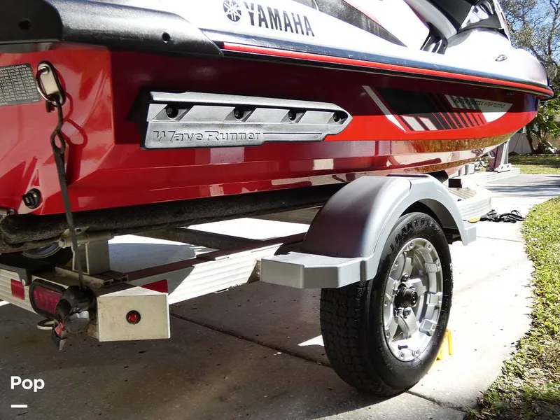 Slide: The Image of Yamaha FZR & FZS 2016 - 12035087