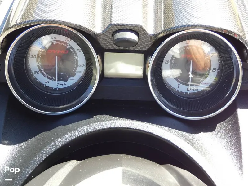 Slide: The Image of Yamaha FZR & FZS 2016 - 12035120