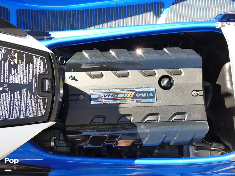 Slide: The Image of Yamaha FZR & FZS 2016 - 12035129