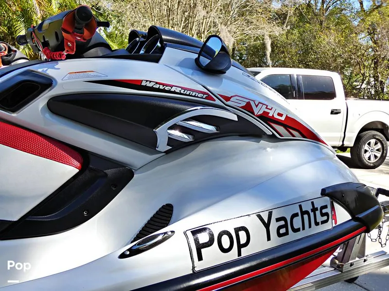 Slide: The Image of Yamaha FZR & FZS 2016 - 12035141