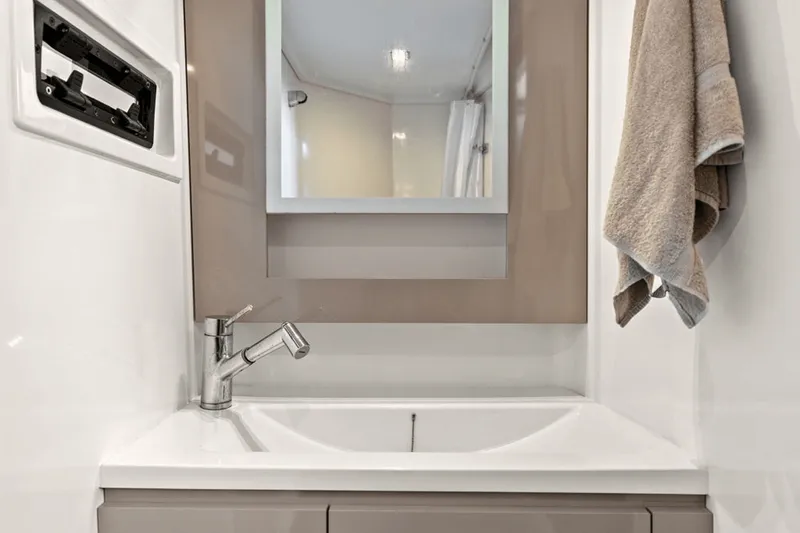 Slide: The Image of Fountaine Pajot MY 4.S 2022 - 19