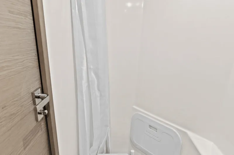 Slide: The Image of Fountaine Pajot MY 4.S 2022 - 20