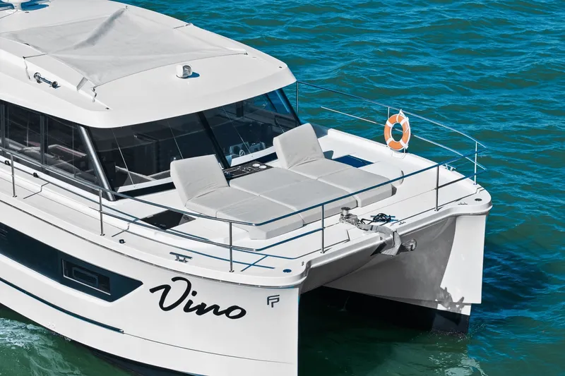 Slide: The Image of Fountaine Pajot MY 4.S 2022 - 3