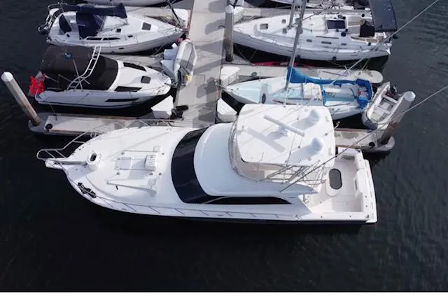 Slide: The Image of Cabo Flybridge 2007 - 11