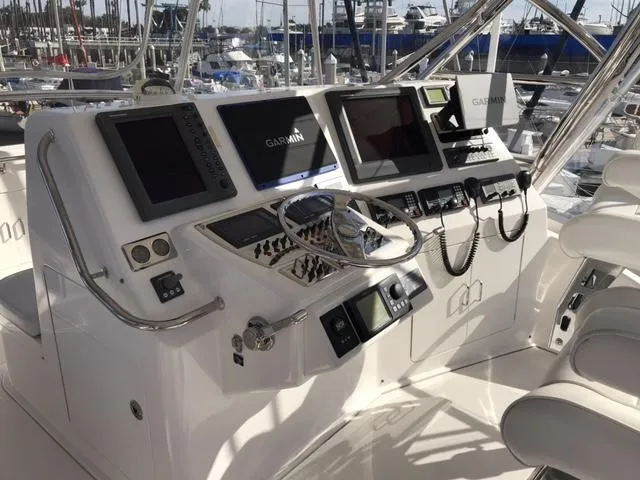 Slide: The Image of Cabo Flybridge 2007 - 9