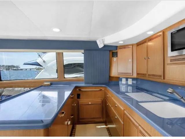 Slide: The Image of Cabo Flybridge 2007 - 8
