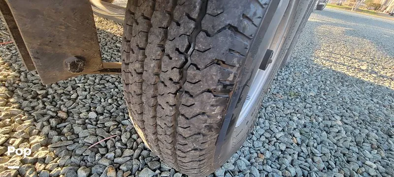 Slide: The Image of Sun Tracker 22 XP3 2019 - 12157437