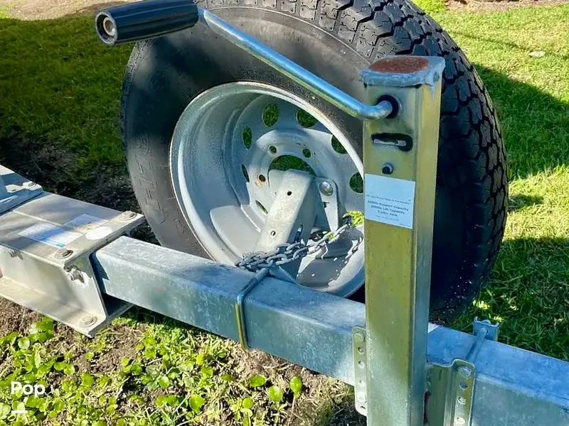 Slide: The Image of Spare Tire Kit - 16596864