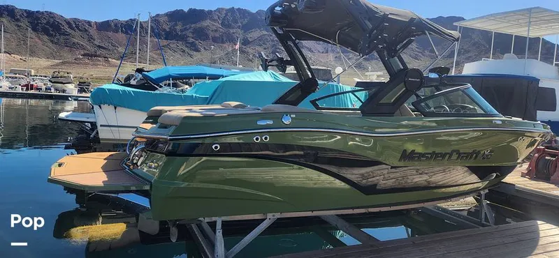 Slide: The Image of Mastercraft XT21 2022 - 12225438